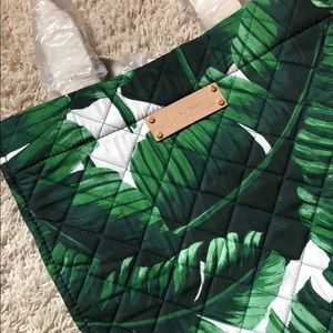 NEW India Hicks | Riviera Tote | Palm